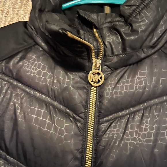 Woman’s Michael Kors Jacket - Picture 2 of 4